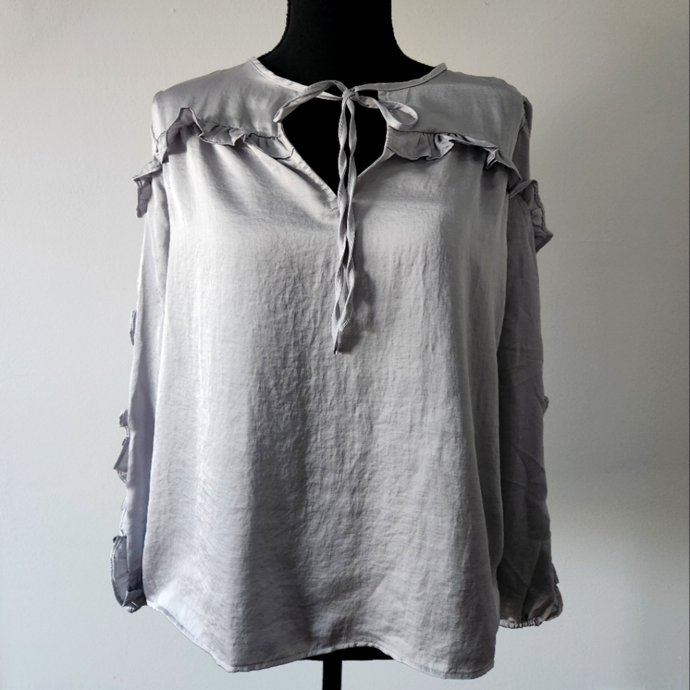 Loft Women's Petite Ruffle Long Sleeve Blouse